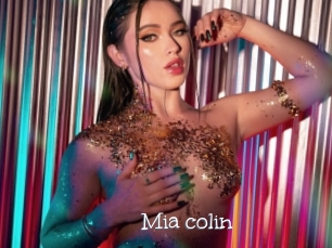 Mia_colin